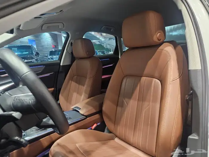 اودي 2022 A6 على الضمان 7
