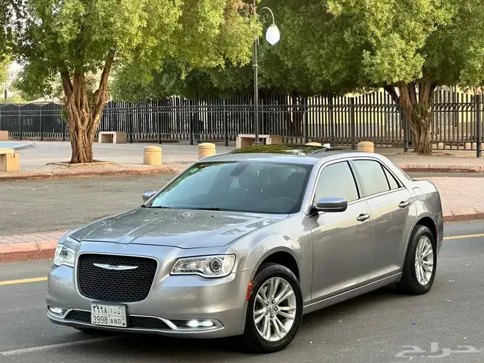 كرايزلر C300 2015 ( بحالة ممتازة V6 ) 12