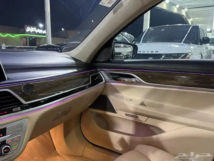 بي ام دبليو 740Li موديل 2018 (( مخزن )) 29