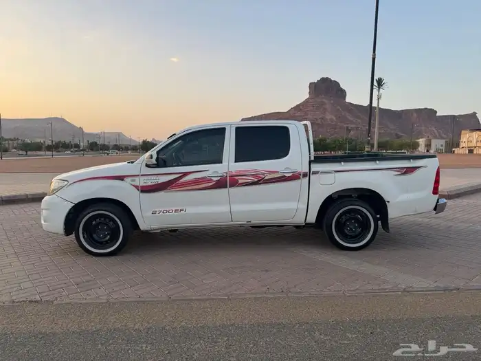 هايلوكس 2010 فل كامل 1