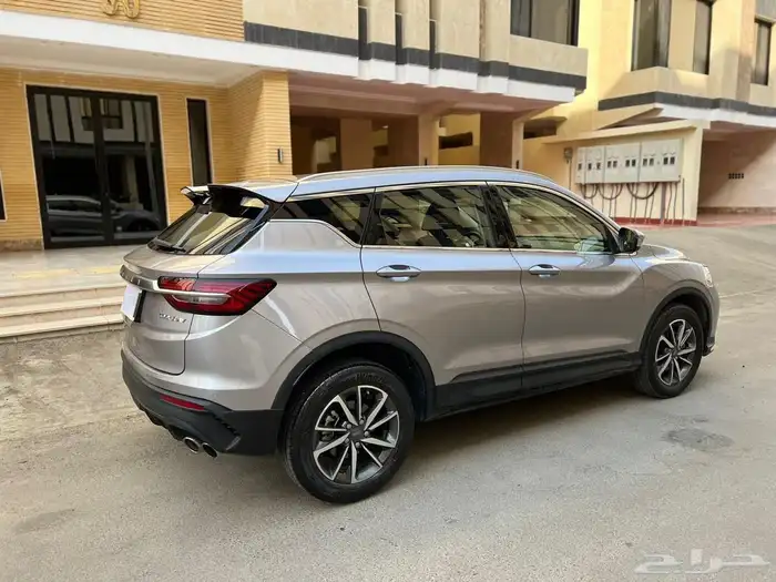 جيلي كولراي 2023 4