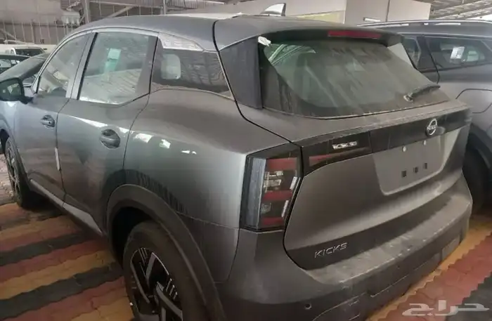 نيسان كيكس الشكل الجديد ستاندر موديل 2025 8