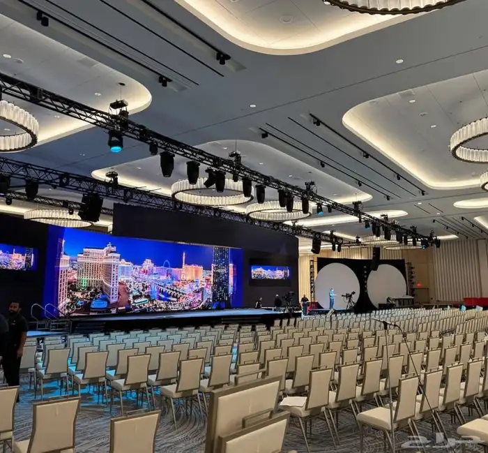 تأجير الشاشات الرقمية والإضاءة للمعارض والمؤتمرات والمناسبا 0