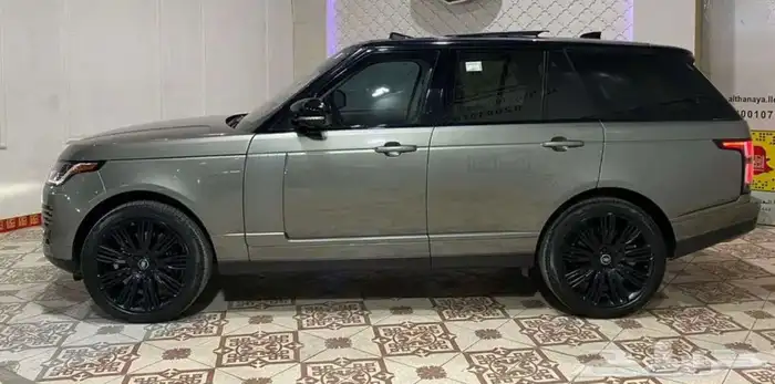 رنج روفر 2020 نظيف بحالة الوكالة 4
