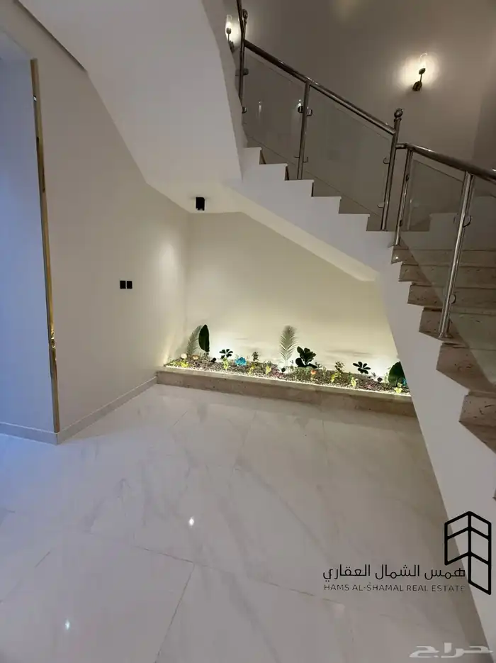 للبيع فيلا على نص ارض حي الشفا 2