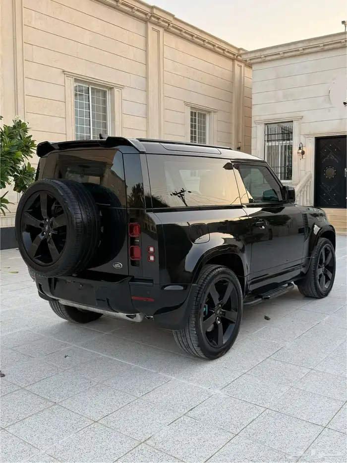 ديفندر HSE 2022 7