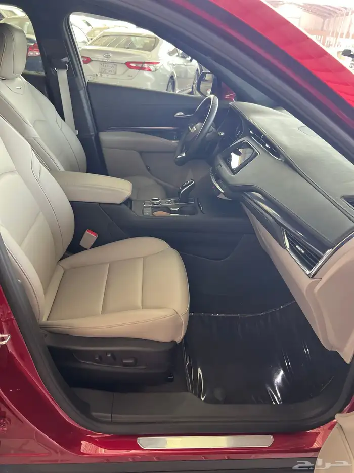 كاديلاك 2023   XT4 الجميح ماشي 24 الف قمة فالنظافة 8