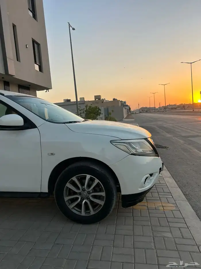 نيسان باثفندر 2015 2