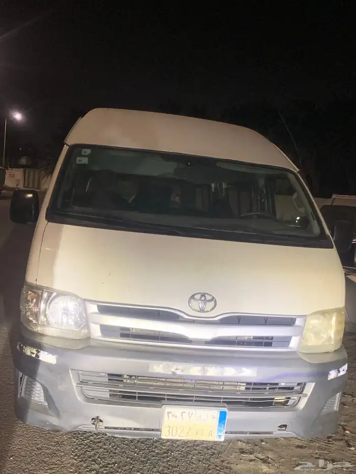 تأجير باص تويوتا هاي ايس 2