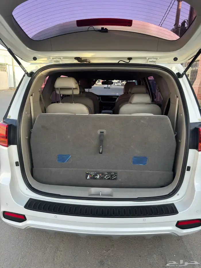 كرنفال2020 بدي ومحركات علي الشرط ماشي134 الف 13