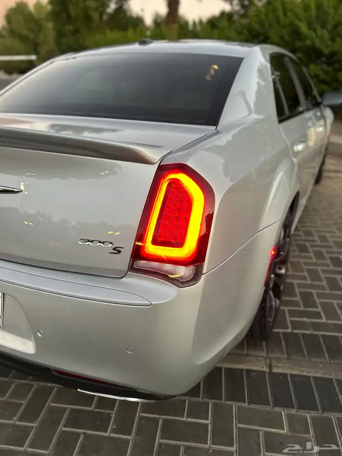 كرايزلر 300 S 2021 6v 15