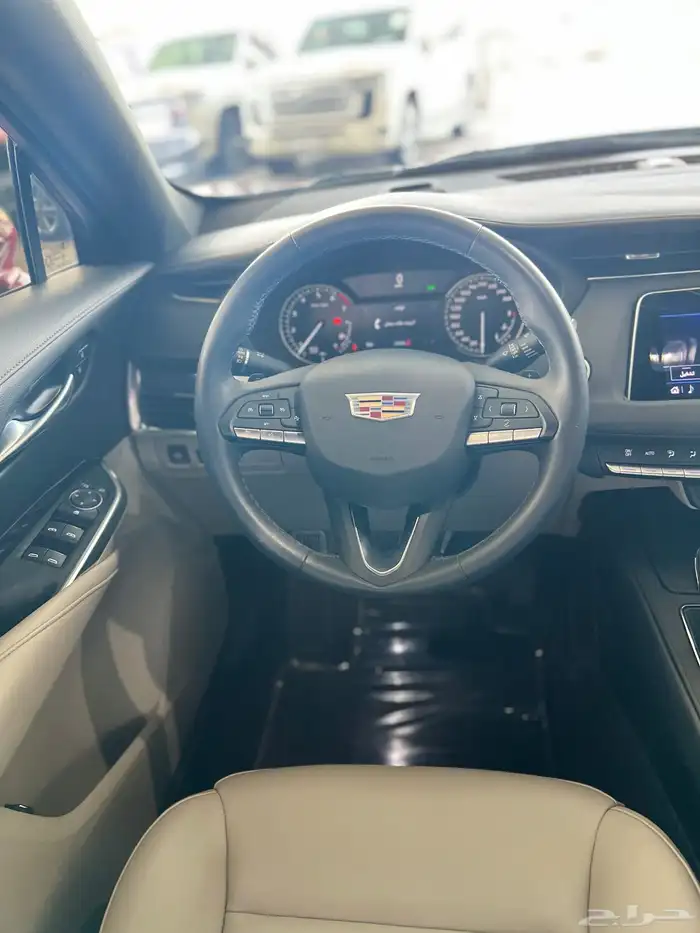 كاديلاك 2023   XT4 الجميح ماشي 24 الف قمة فالنظافة 14