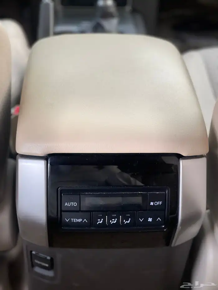 تويوتا برادو 2021 VX ممشى (70) الف 14