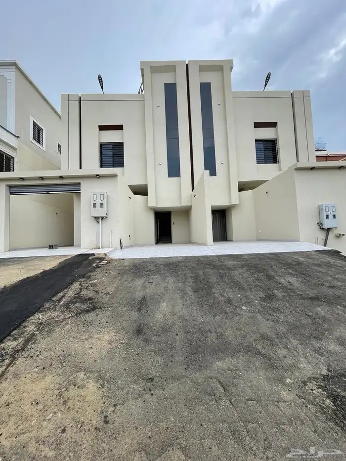 للبيع ارواف علويه و ارضيه بحواش من 650 الف طريق الثمانين 1