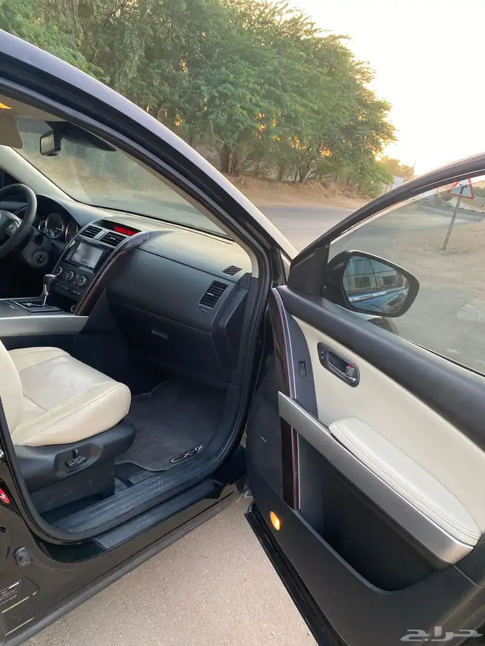 للبيع مازدا CX9 2013 بحالة ممتازة 23