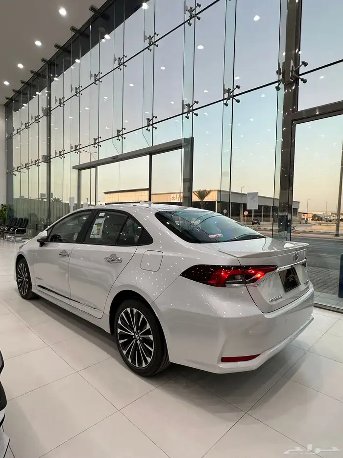 تويوتا كورولا EXE 2.0 2024 فل كامل 2