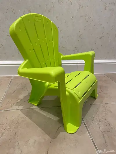 كرسي للأطفال الصغار من شركة Little tikes index