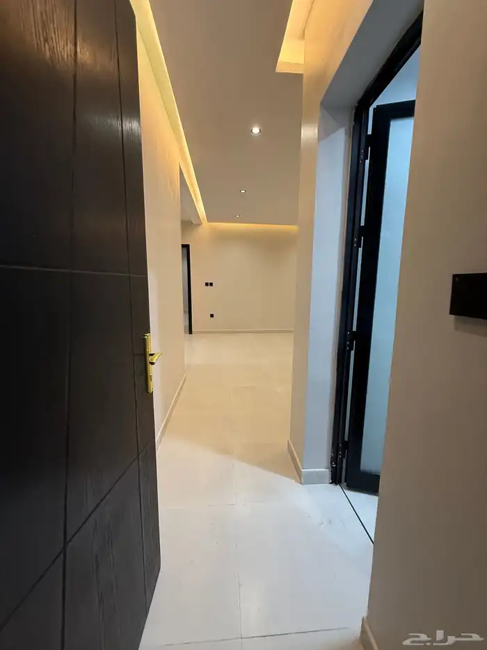 شقق عزاب   عماره جديده 0