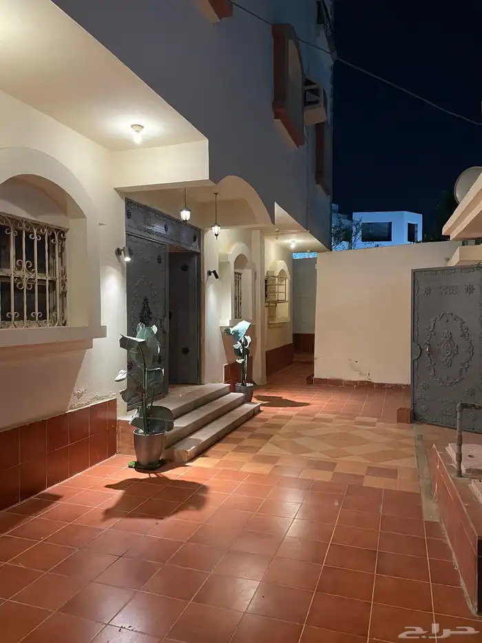 عمارة للبيع حي الأجاويد 1