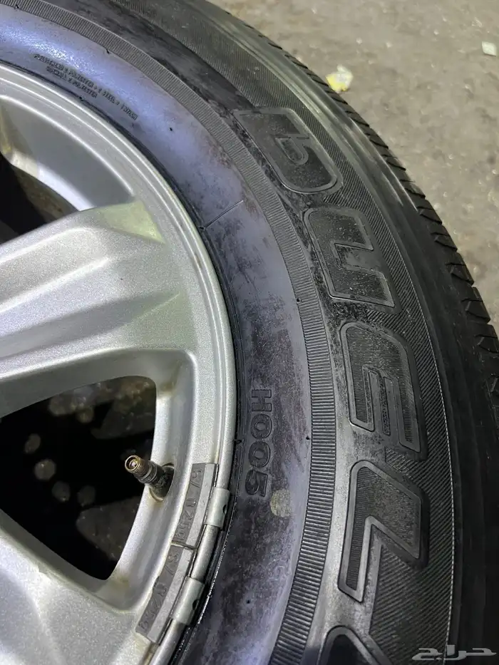 جنوط فورد 150 اصلي وكالة مقاس مع كفرات تاريخ 22 15