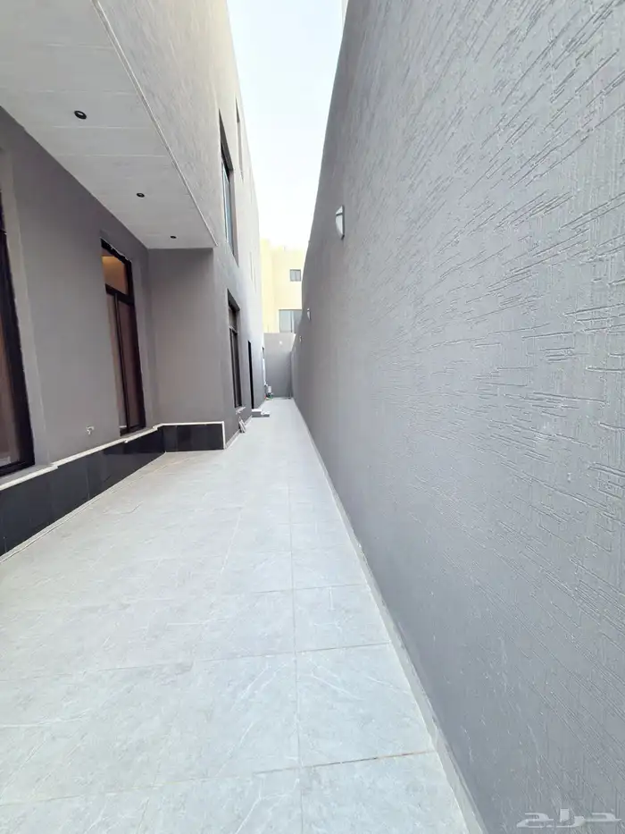 فيلا دور دور شقة للبيع في حي تنال فرصة ذهبيه خلف مدارس سدرة 23