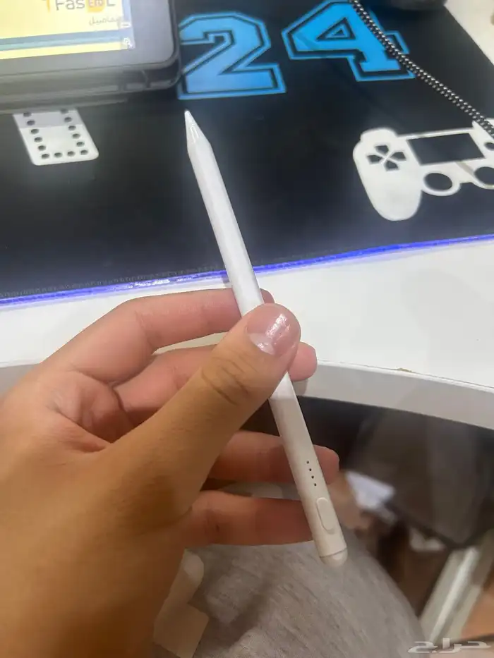 للبيع قلم ذكي للايباد والجوال شبه الاصلي حق ابل 0
