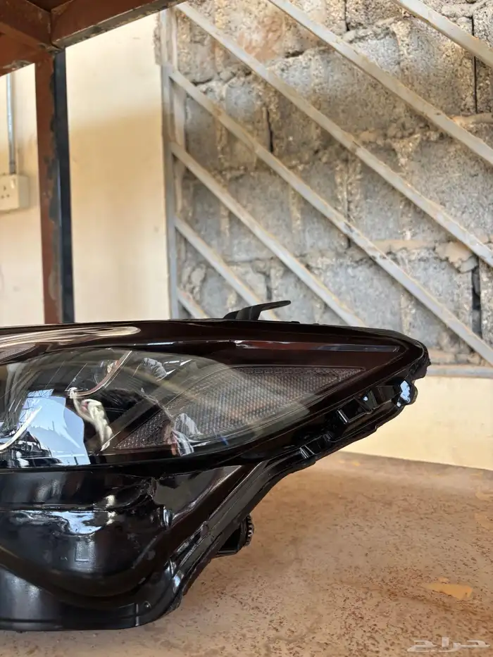 شمعة كامري 2025 يسار عدستين 4