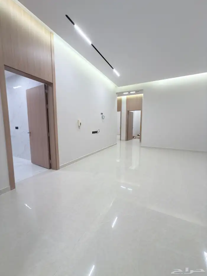 فيلا دور دور شقة للبيع في حي تنال فرصة ذهبيه خلف مدارس سدرة 7