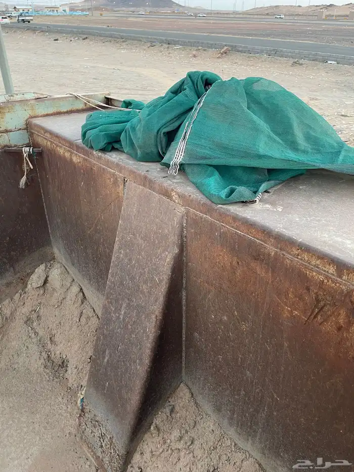 صندوق قلابي للبيع الموقع عفيف 5