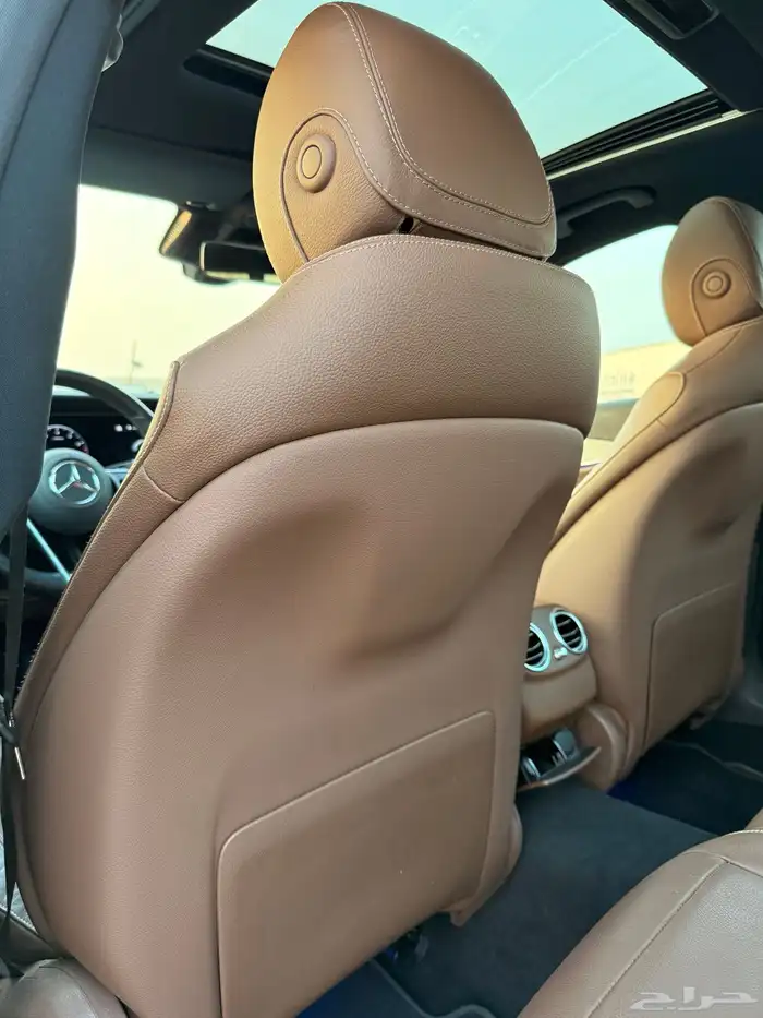 مرسيدس E250 فل كامل فتحه 2021 بحالة الوكاله للبيع 13