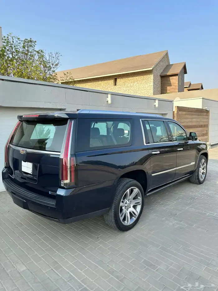 كاديلاك اسكاليد 2017 طويل 5