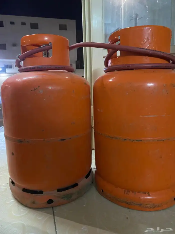 أسطوانات غاز عدد 4 0