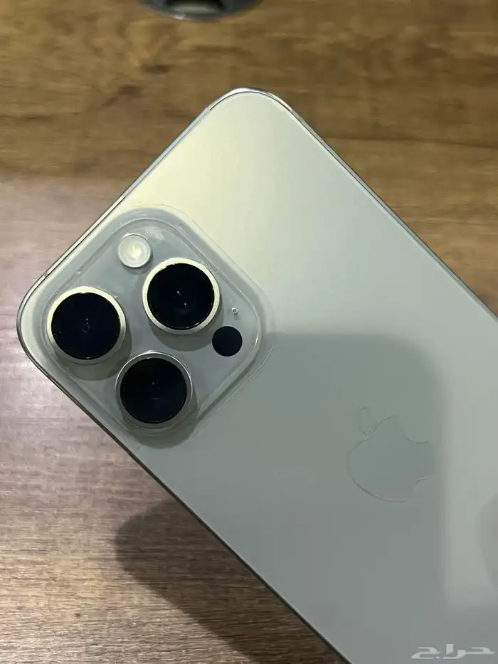 ايفون 15 برو ماكس 6