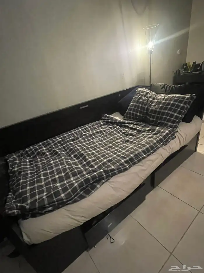 سرير ايكيا بادراج 1