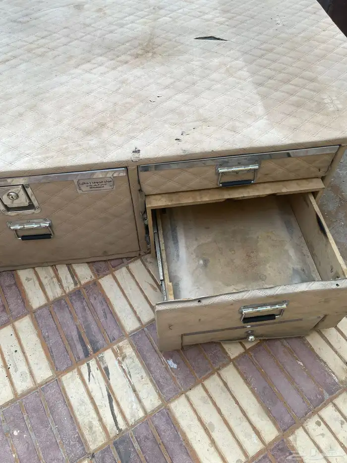 شنطة عزبه كامله مع ادراجها 2