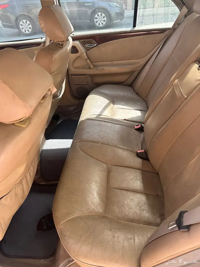 للبيع مرسيدس E240 تشليح 0