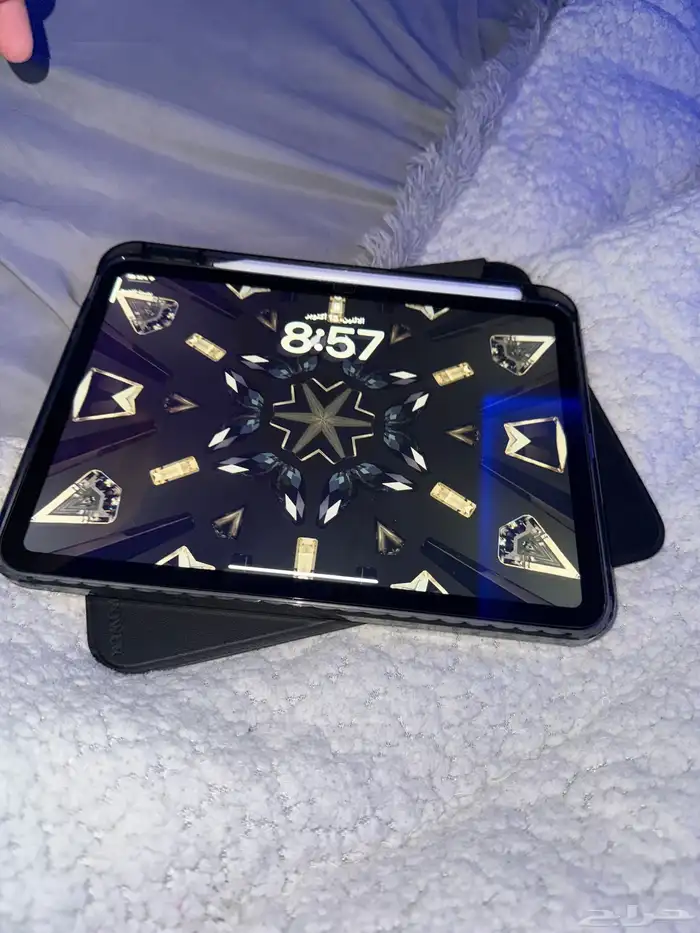 16 A iPad Apple المساحة128 0