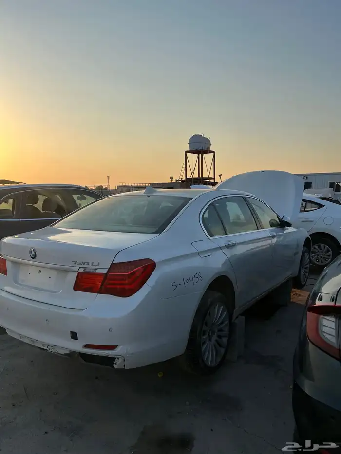 تشليح قطع غيار BMW 2009 2