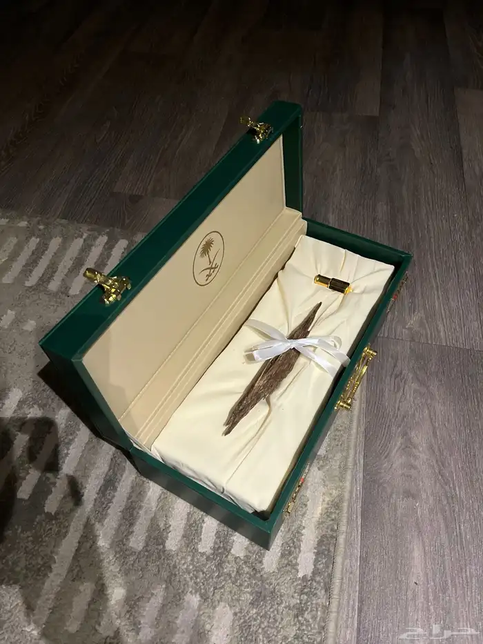 صندوق عود هندي ملكي للاهداء 0