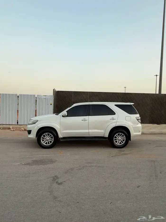 تويوتا فورشنر 4 سلندر دبل 2013 2