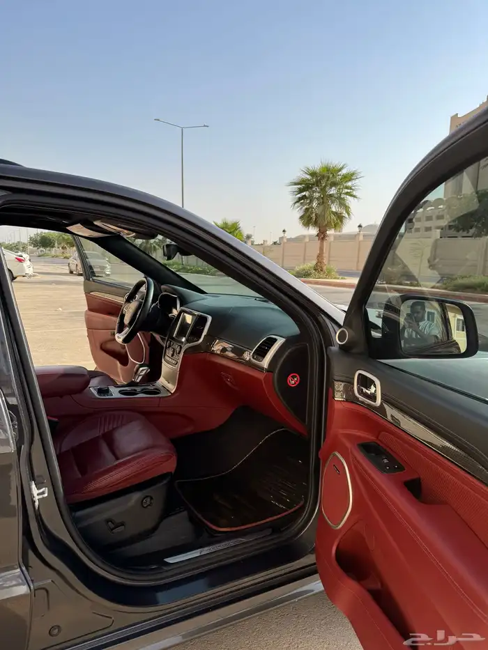 جراند شيروكي تراك هوك 9