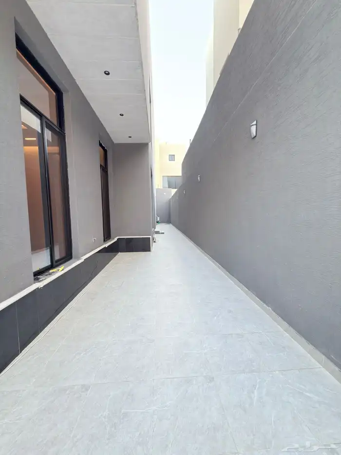 فيلا دور دور شقة للبيع في حي تنال فرصة ذهبيه خلف مدارس سدرة 22