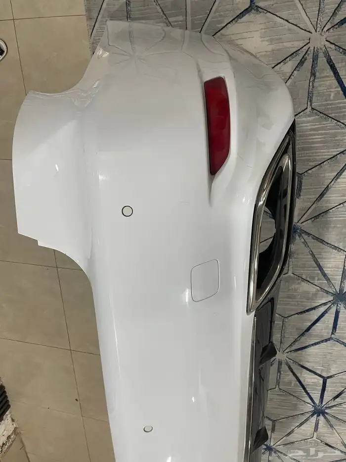 صدام خلفي لكسز Ls460 F سبورت 2015 6