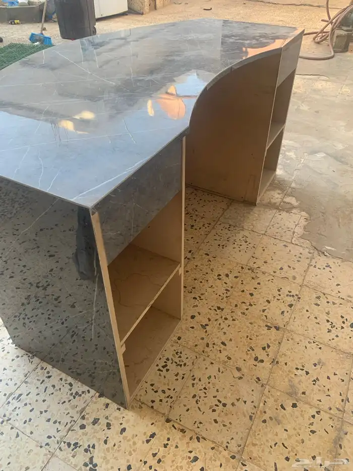 مكتب للبيع 2