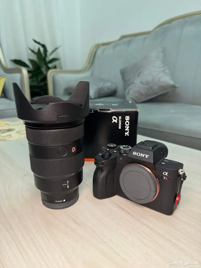 للبيع كاميرة sony A7 R (Mark 4) شبه جديدة 6