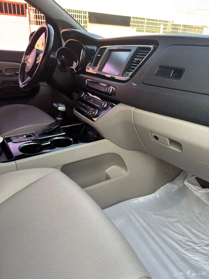 كرنفال2020 بدي ومحركات علي الشرط ماشي134 الف 10