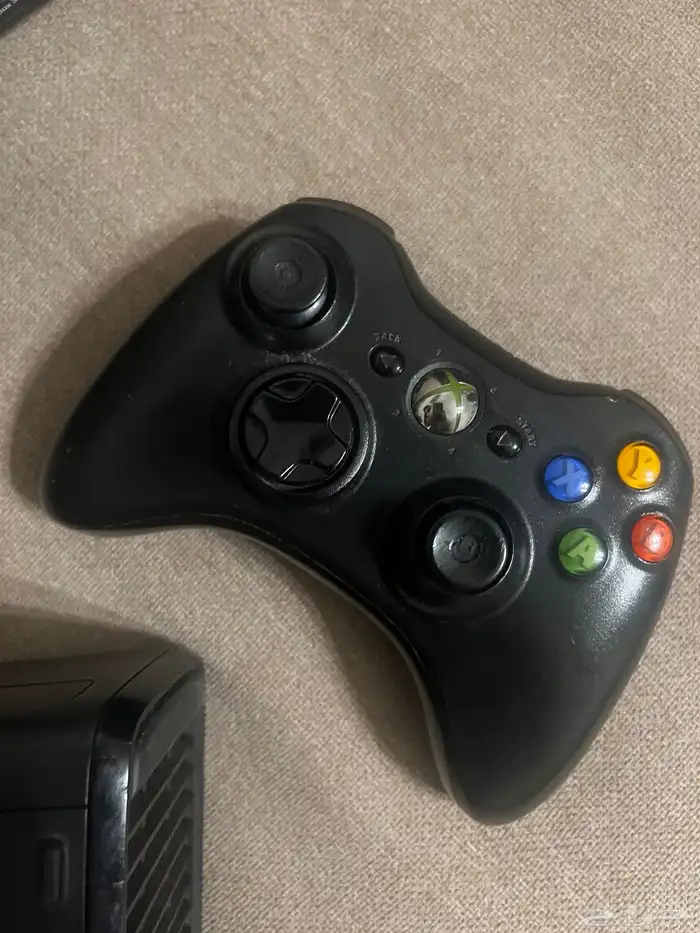 XBOX 360s بحالة فوق الممتازة 3