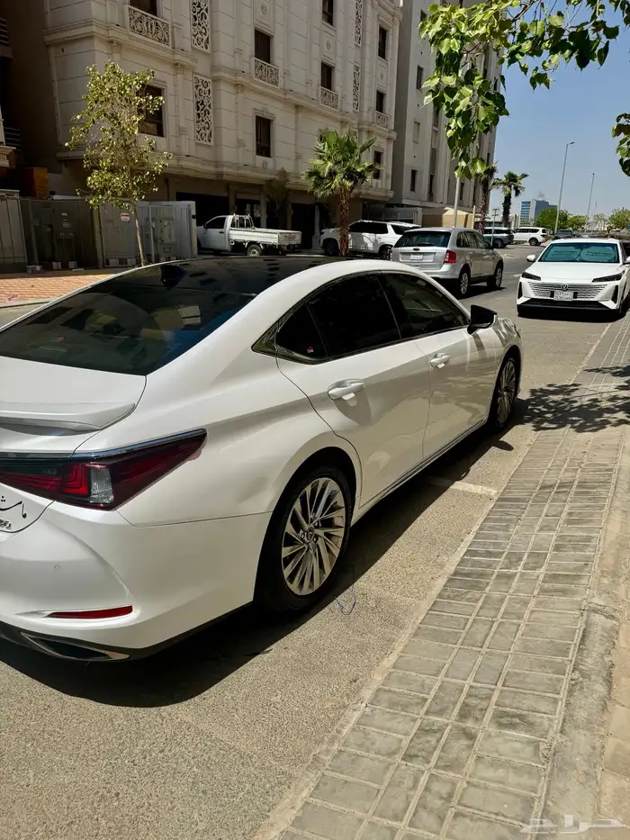 لكزس es350 cc موديل 2020 عبداللطيف منوة المستخدم 0