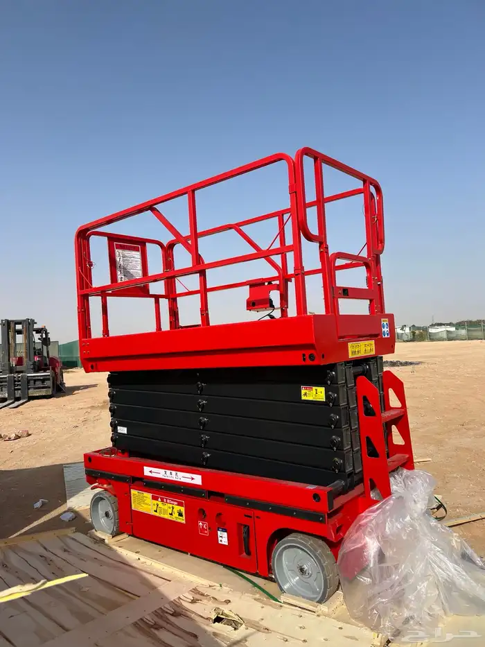 رافعه شوكيه فوركلفت سيزرلفت مان لفت للايجار Forklift 3