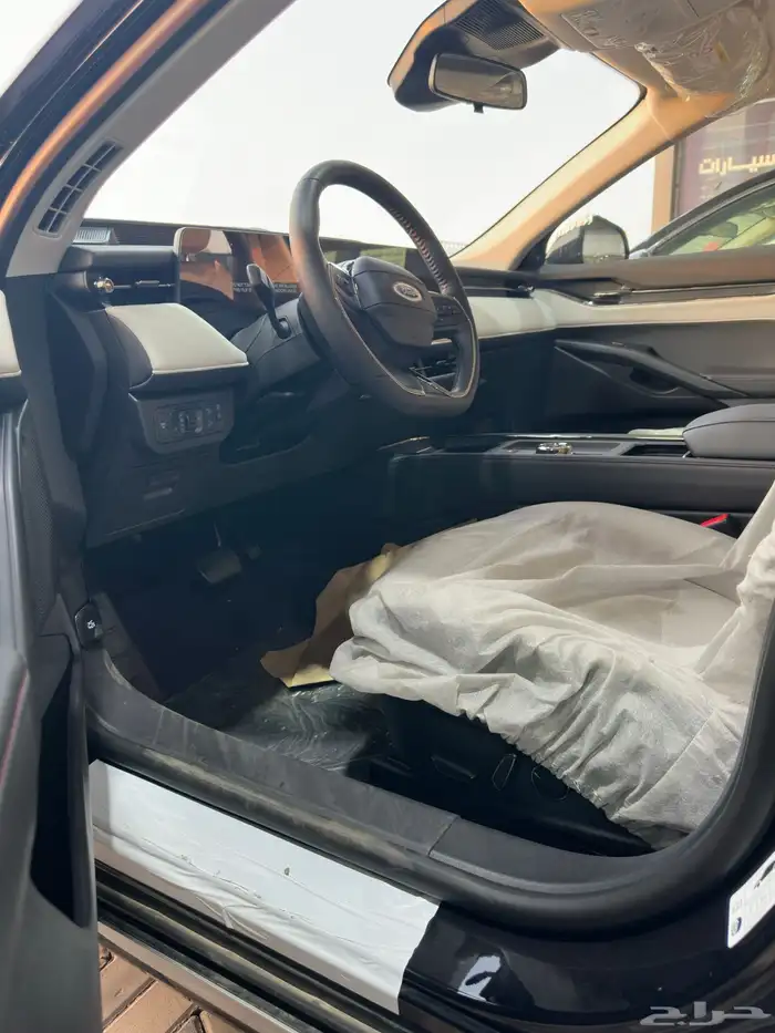 فورد تورس ترند 2026 8